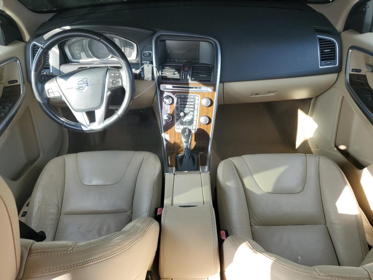 2014 VOLVO XC60