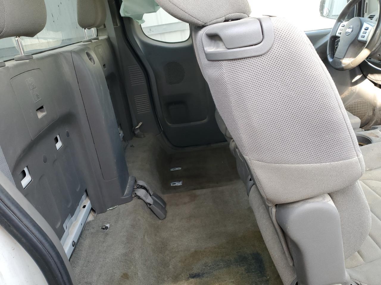 2014 NISSAN Frontier
