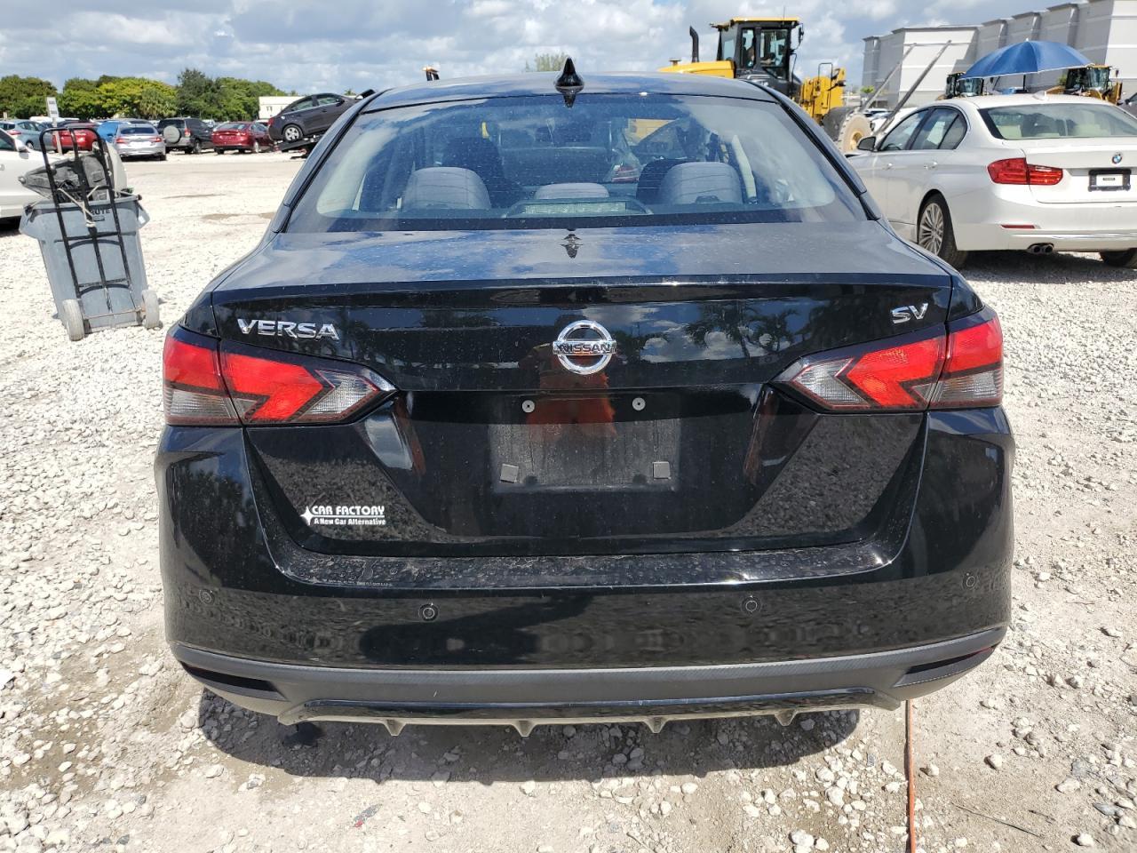 2021 NISSAN VERSA