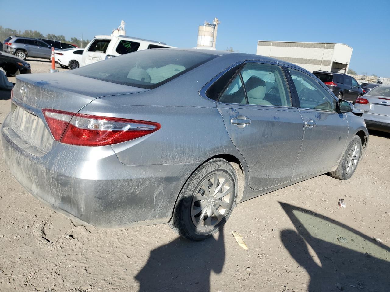 2015 TOYOTA CAMRY