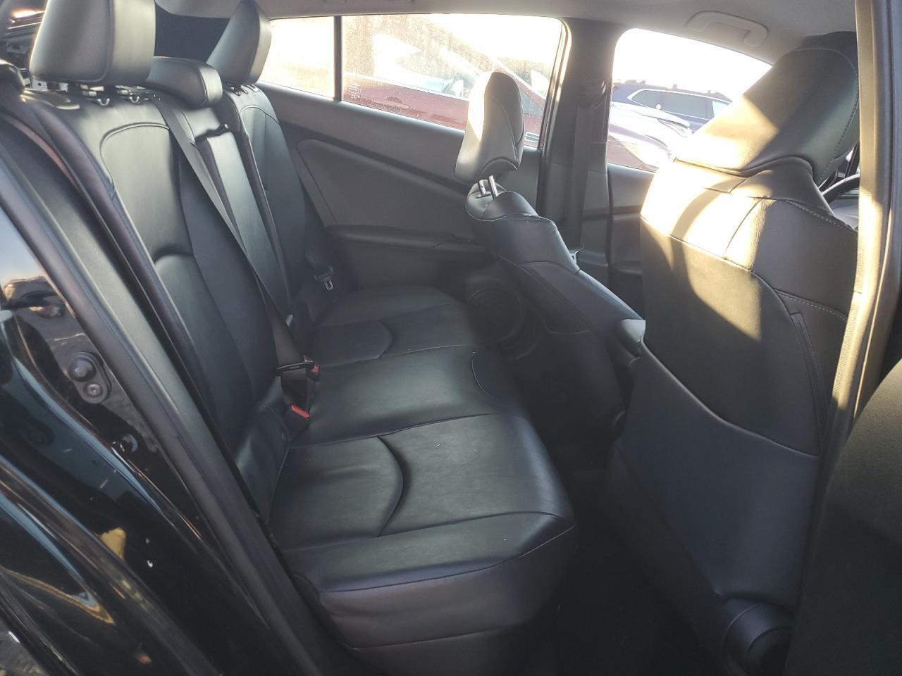 2018 TOYOTA PRIUS