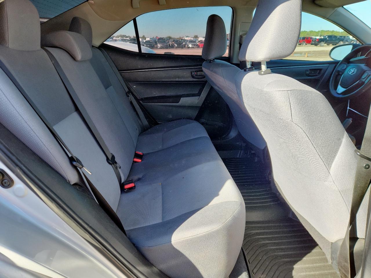 2015 TOYOTA COROLLA