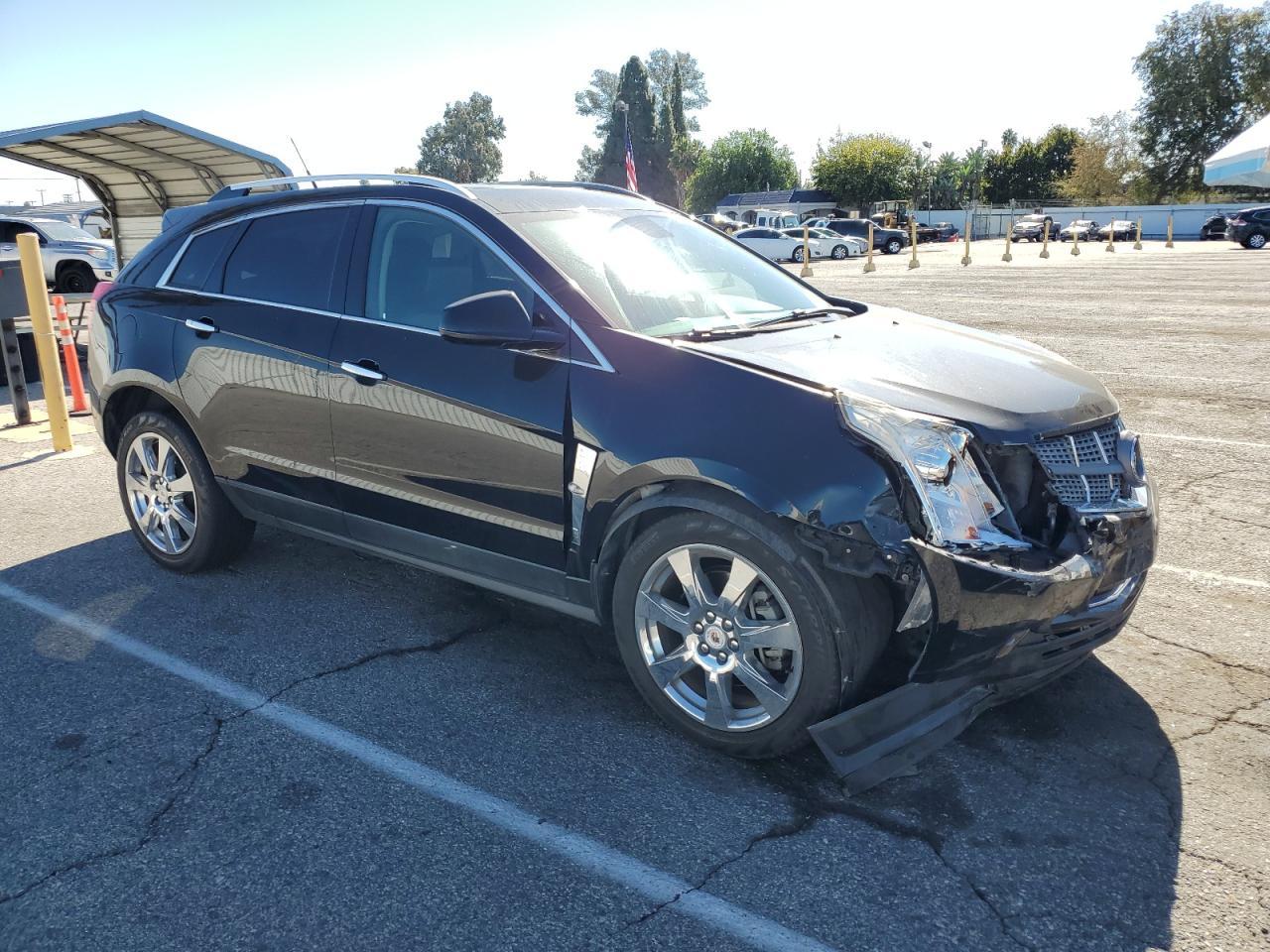 2010 CADILLAC SRX