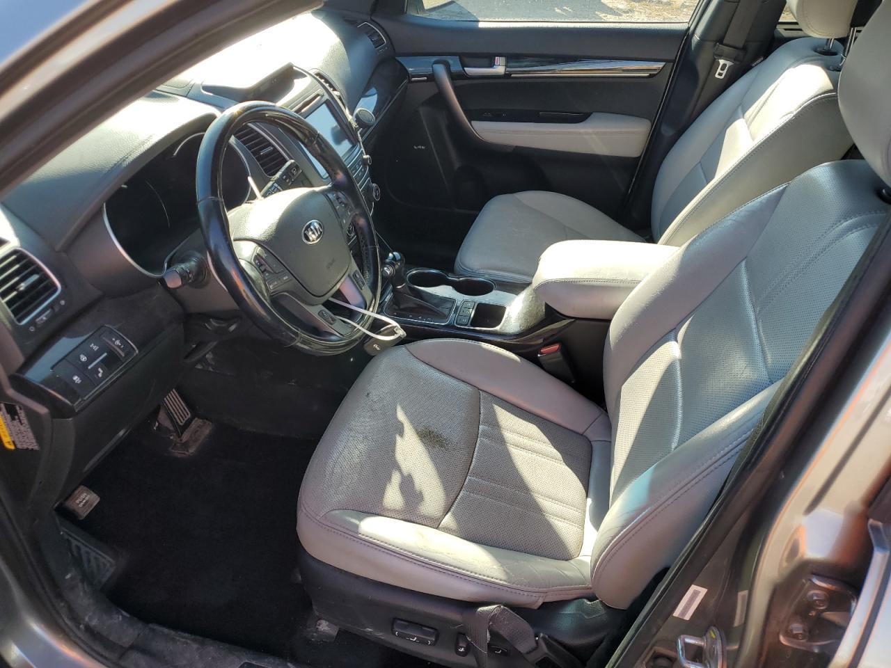 2015 KIA SORENTO