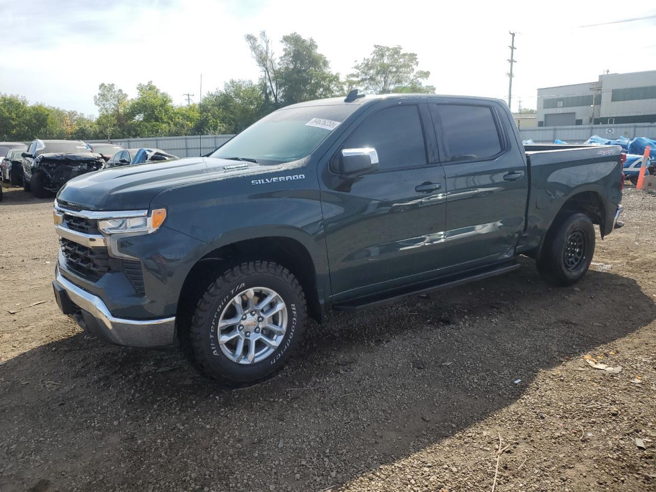 2025 CHEVROLET Silverado