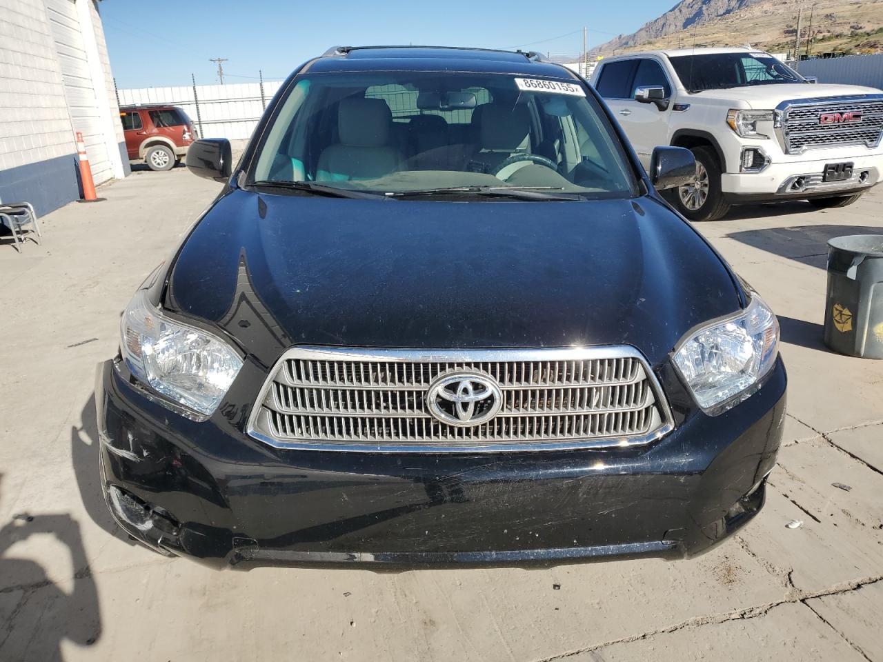 2010 TOYOTA HIGHLANDER