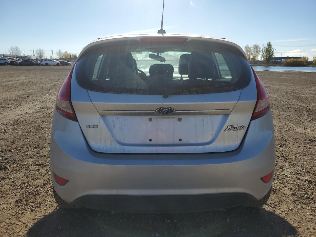 2011 FORD Fiesta