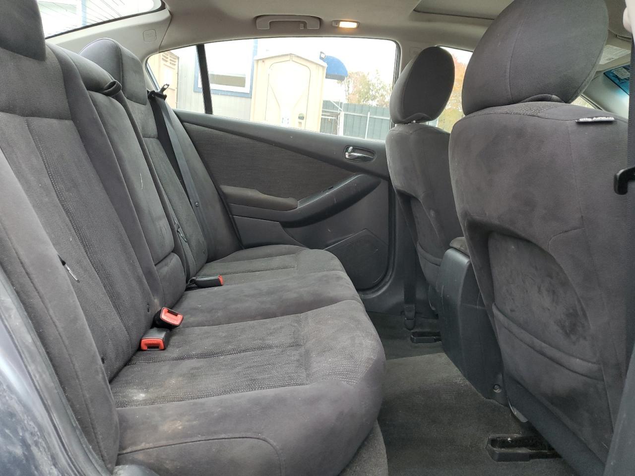 2010 NISSAN ALTIMA