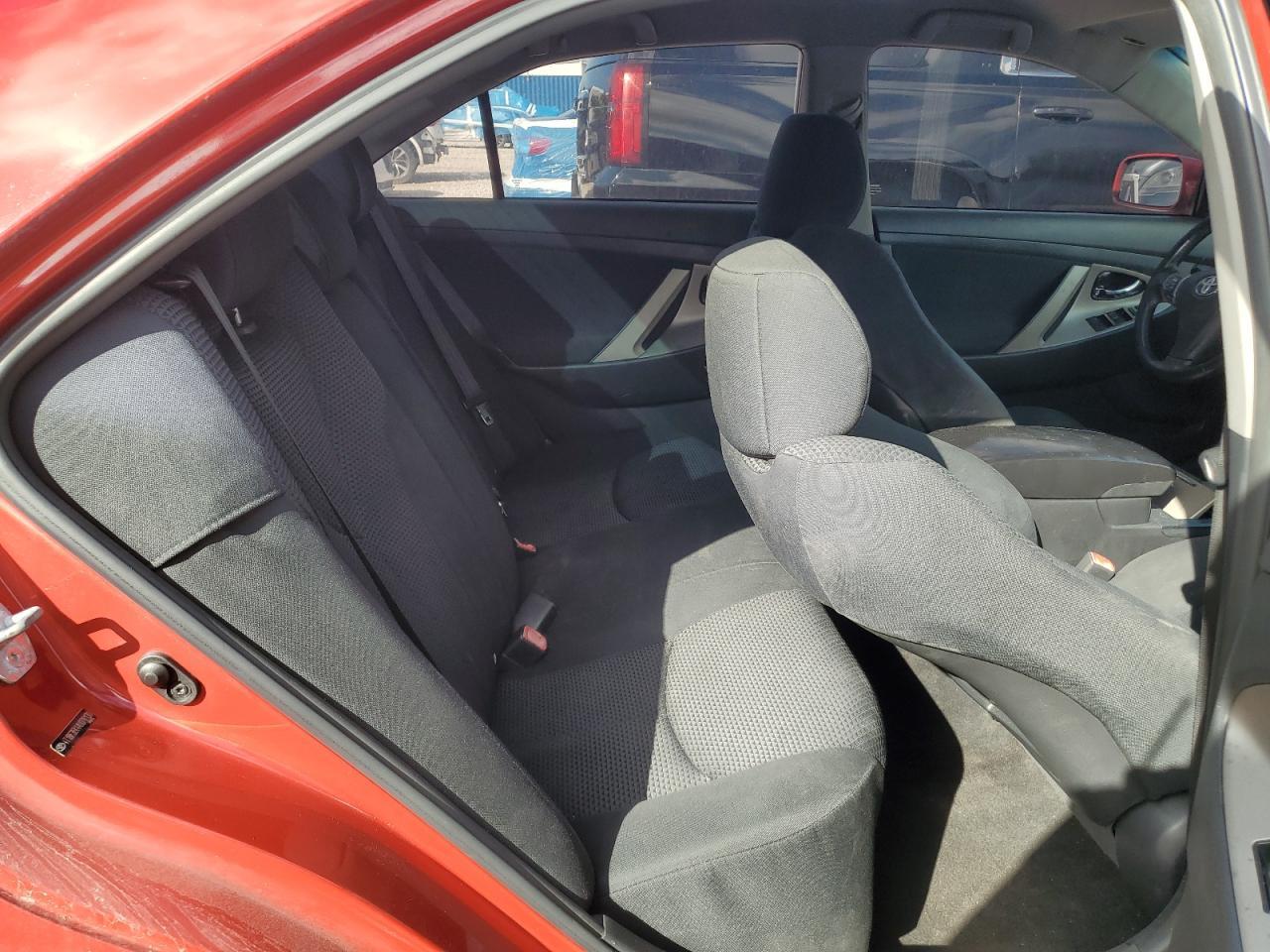 2010 TOYOTA CAMRY