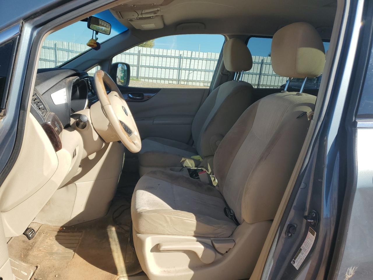 2013 NISSAN Quest