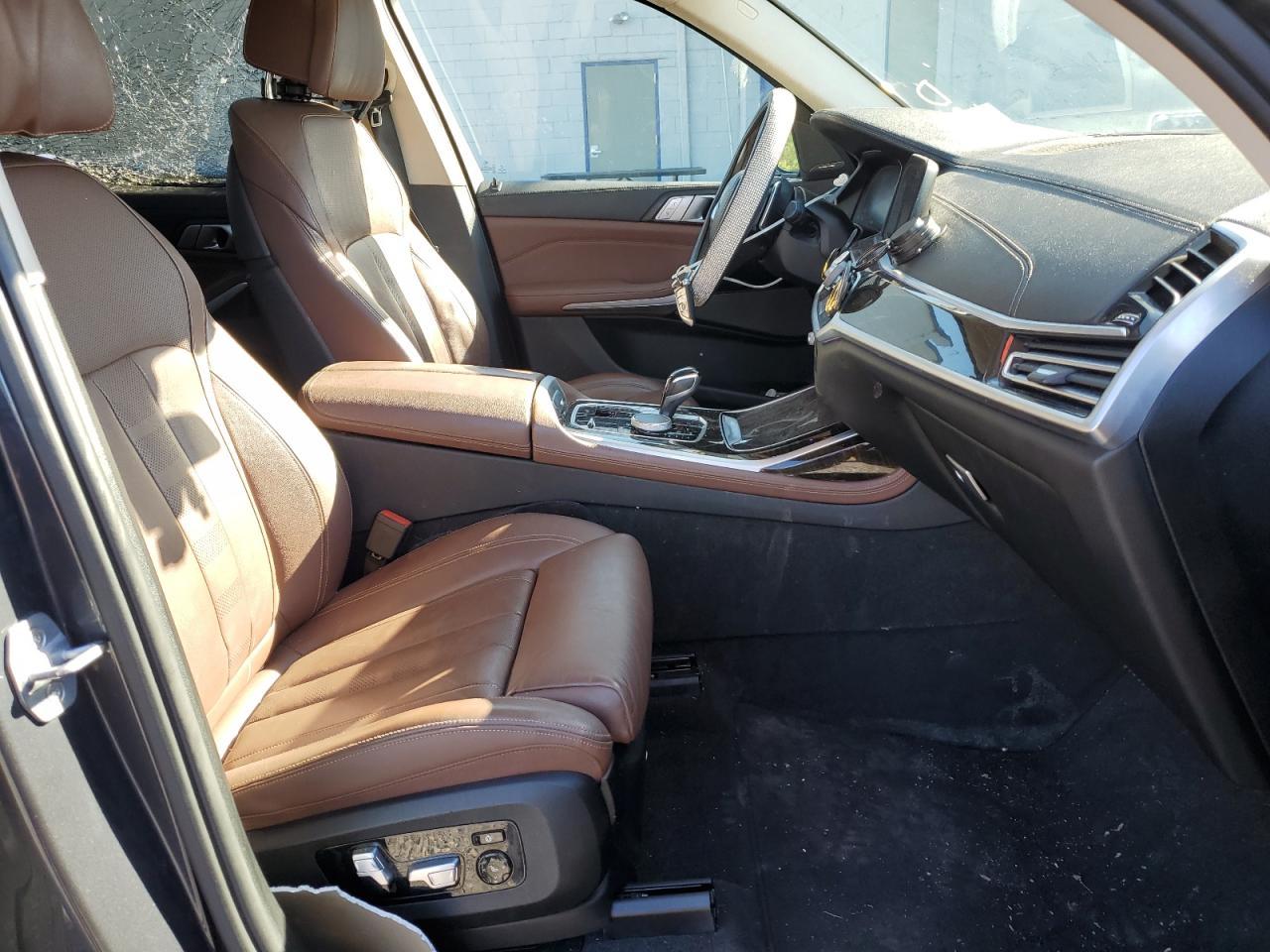 2019 BMW X7