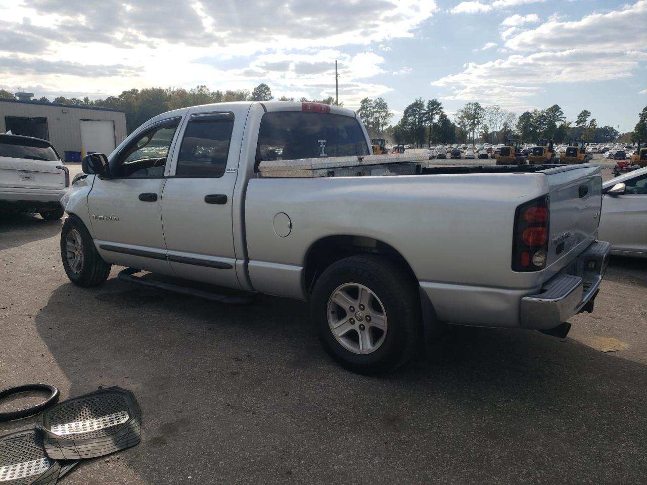 2002 DODGE RAM 1500
