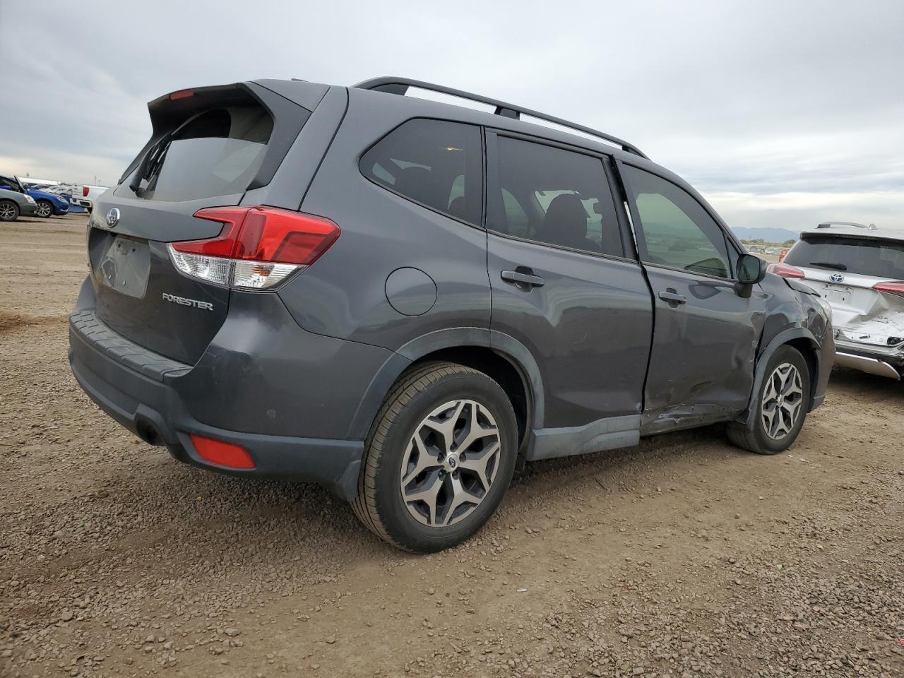 2020 SUBARU FORESTER