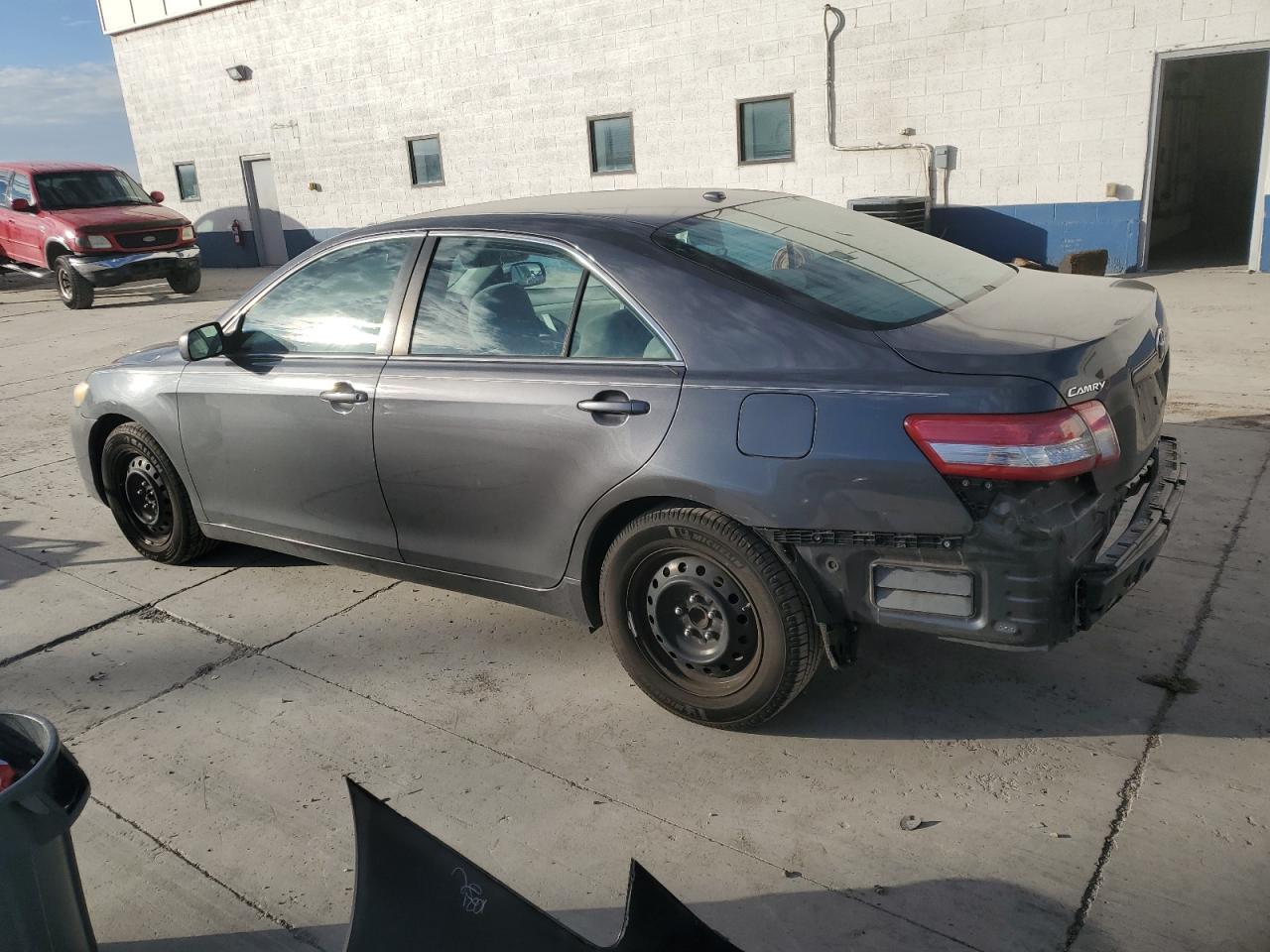 2010 TOYOTA CAMRY