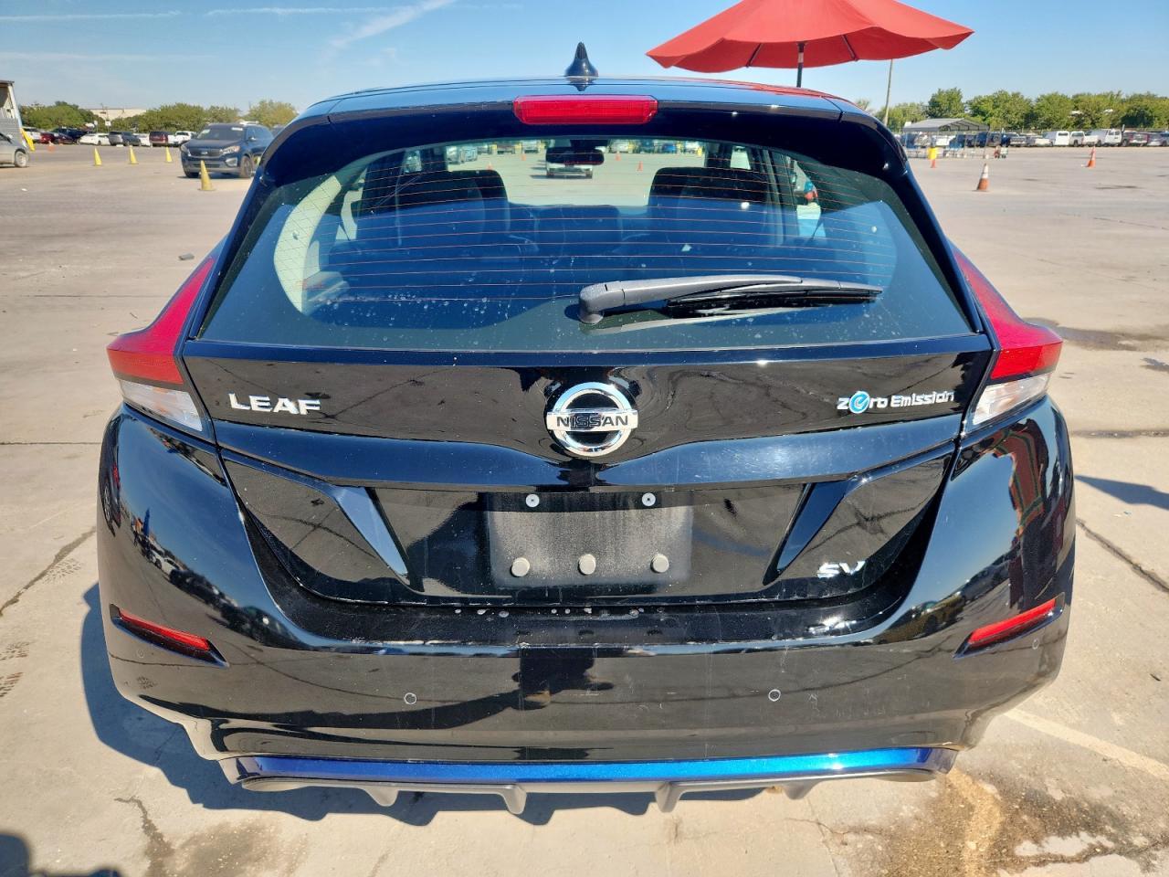 2021 NISSAN LEAF