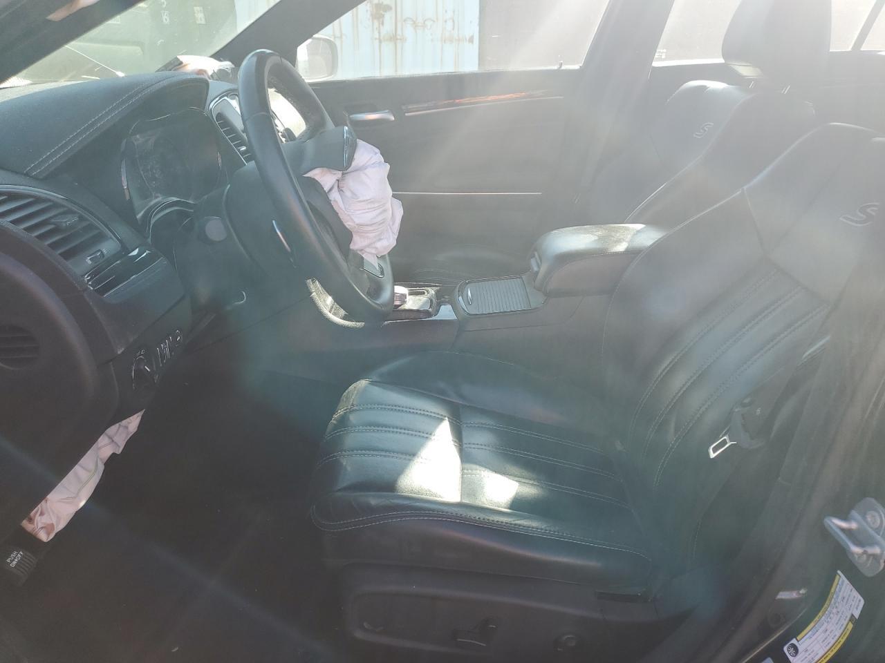 2018 CHRYSLER 300