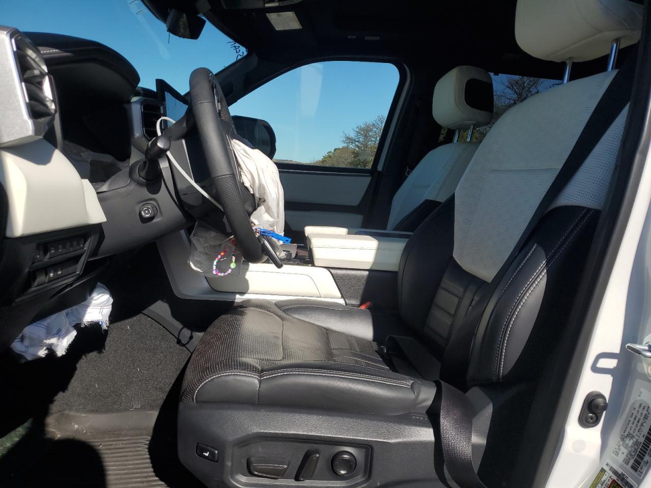 2023 TOYOTA Sequoia