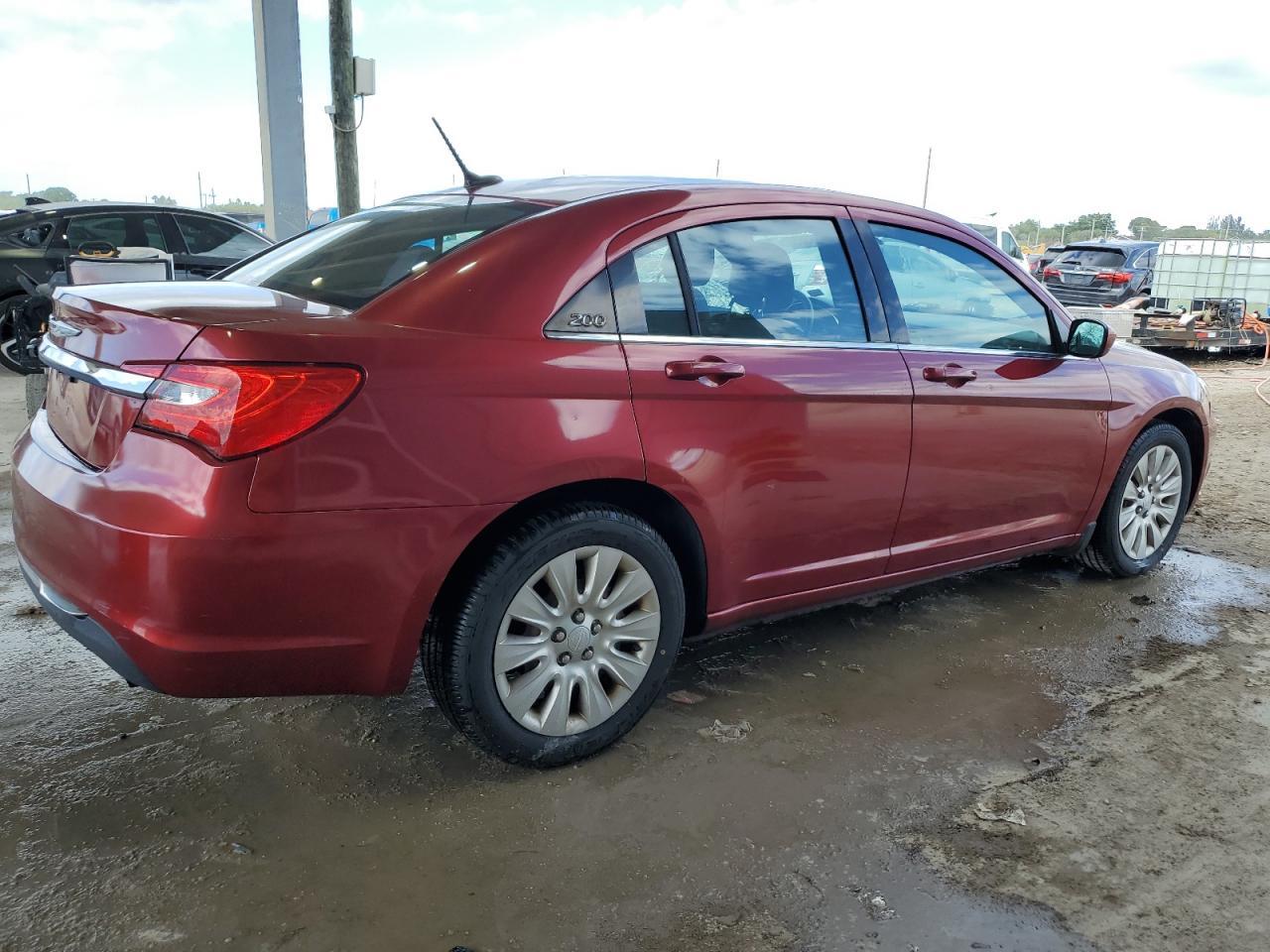 2012 CHRYSLER 200