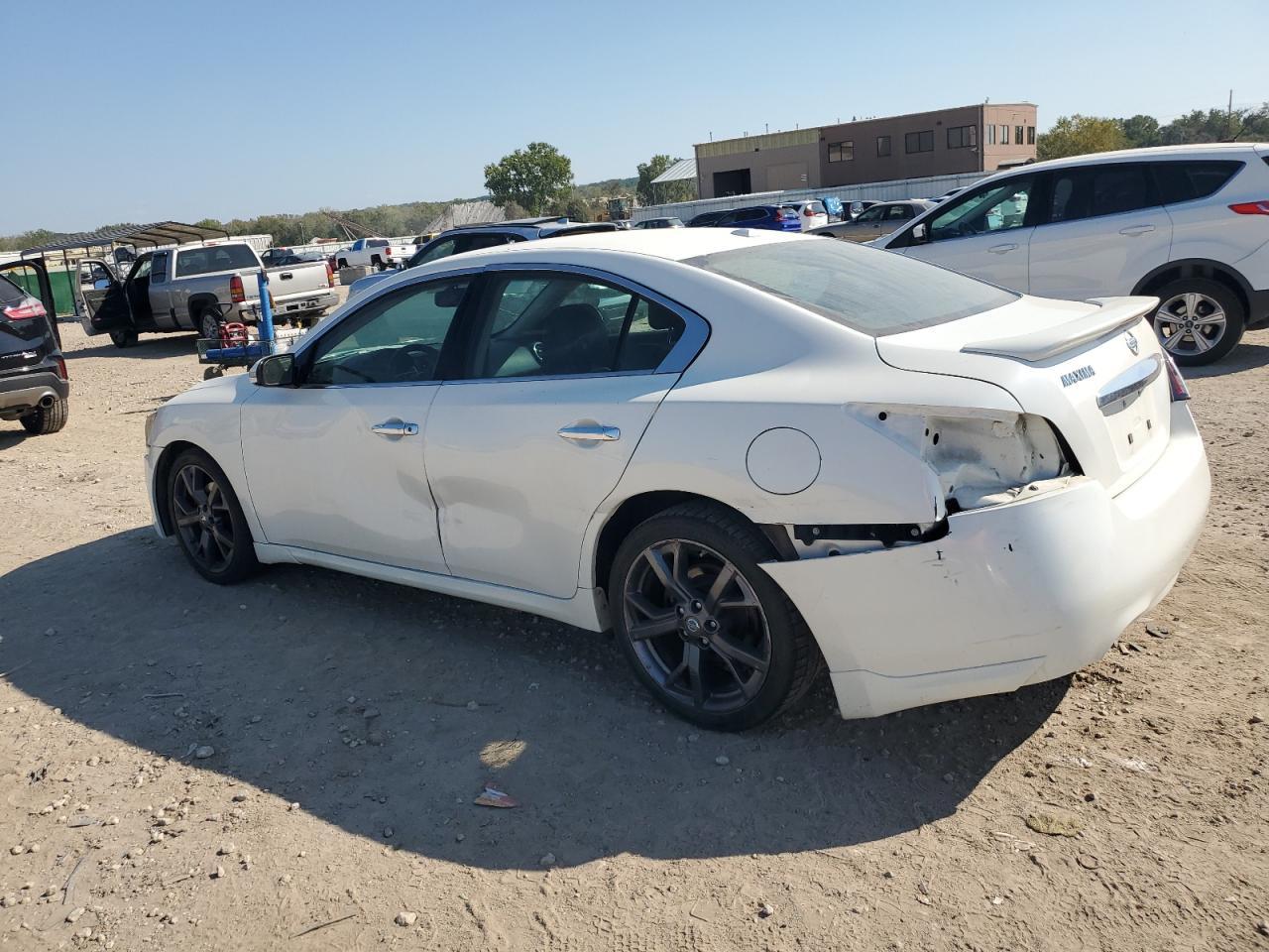 2014 NISSAN Maxima