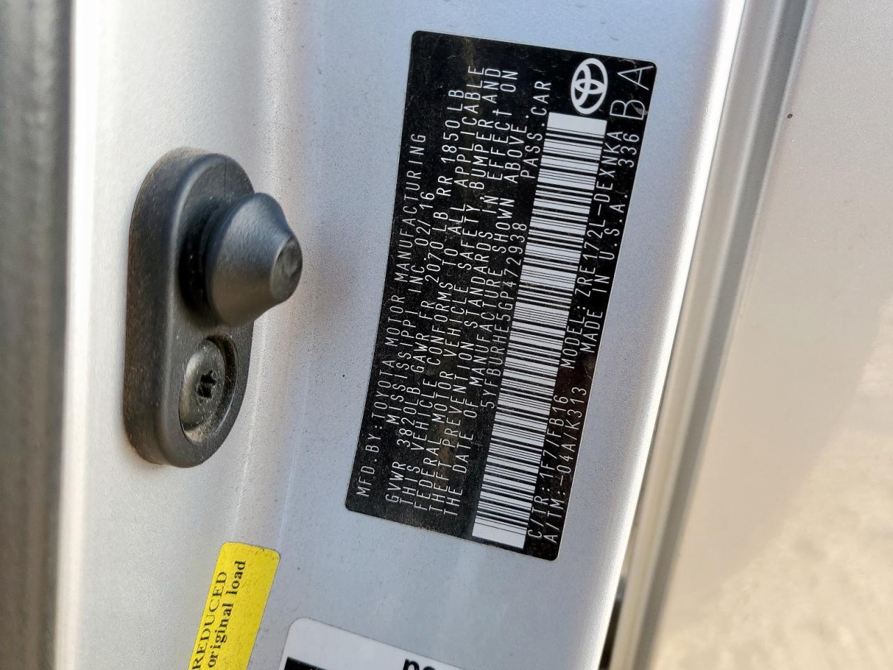 2016 TOYOTA COROLLA