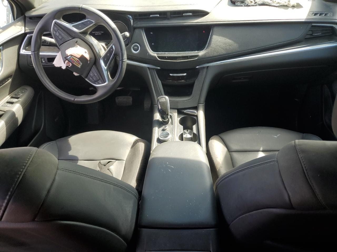 2020 CADILLAC XT5