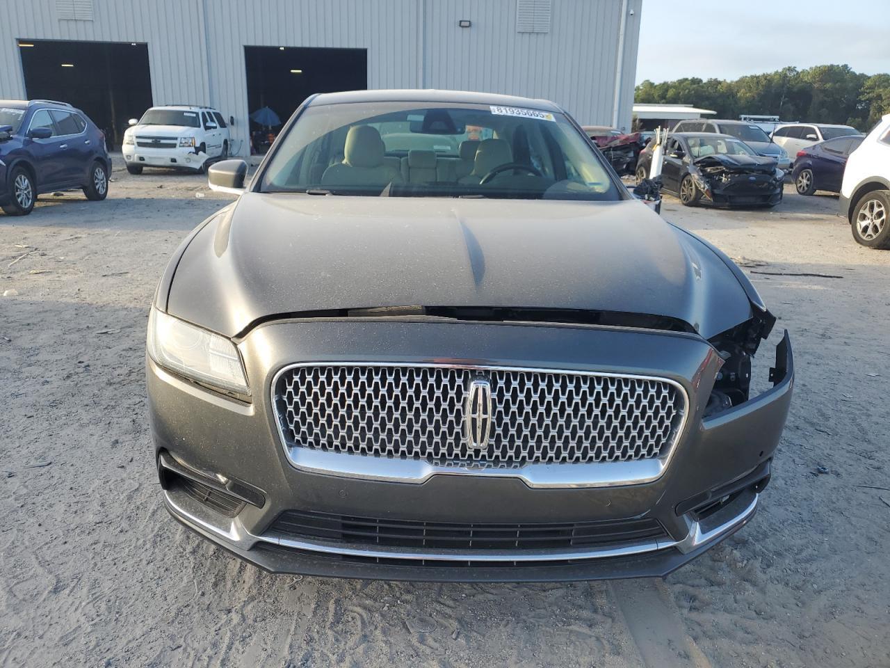 2017 LINCOLN Continental