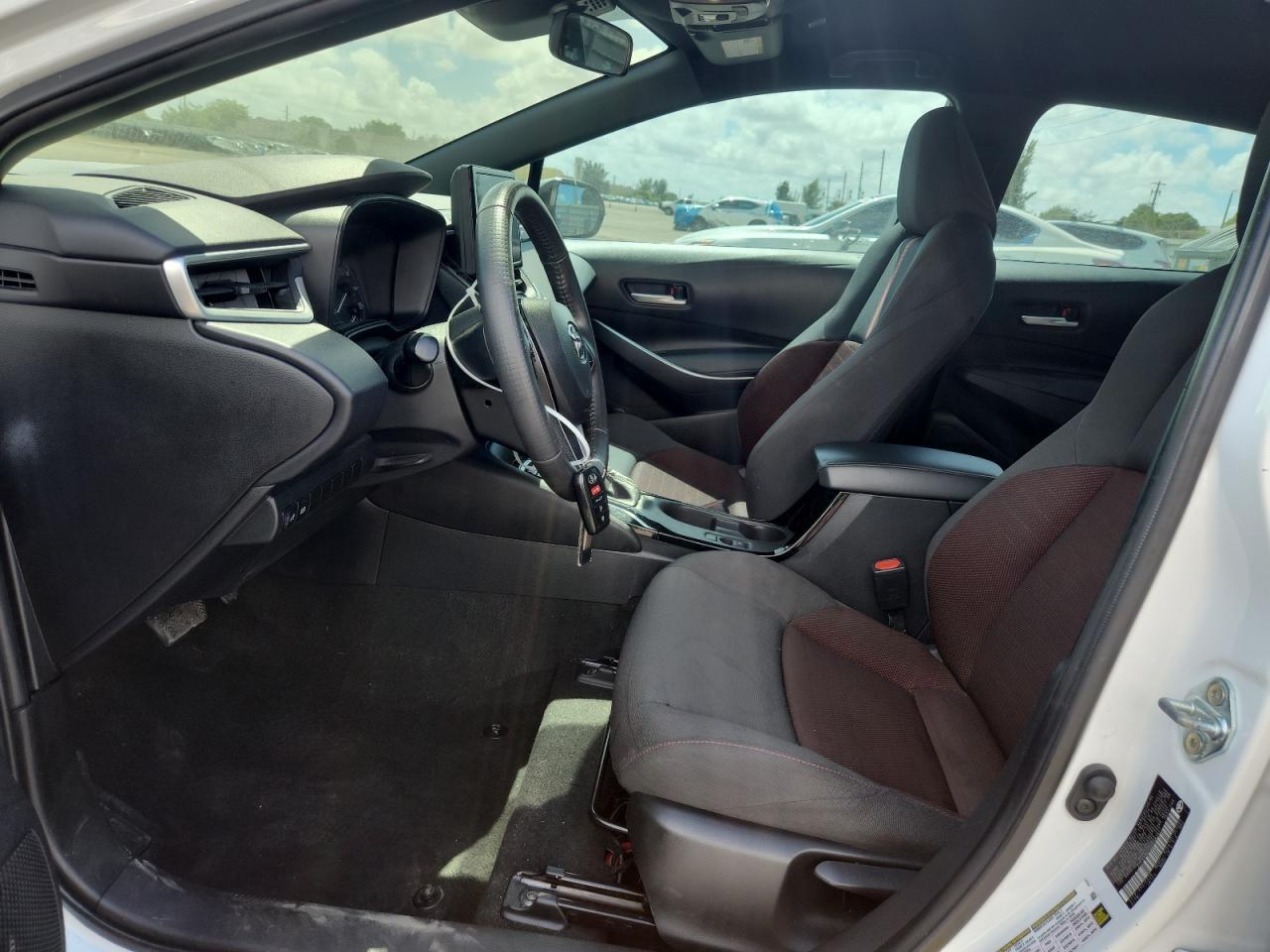2024 TOYOTA COROLLA