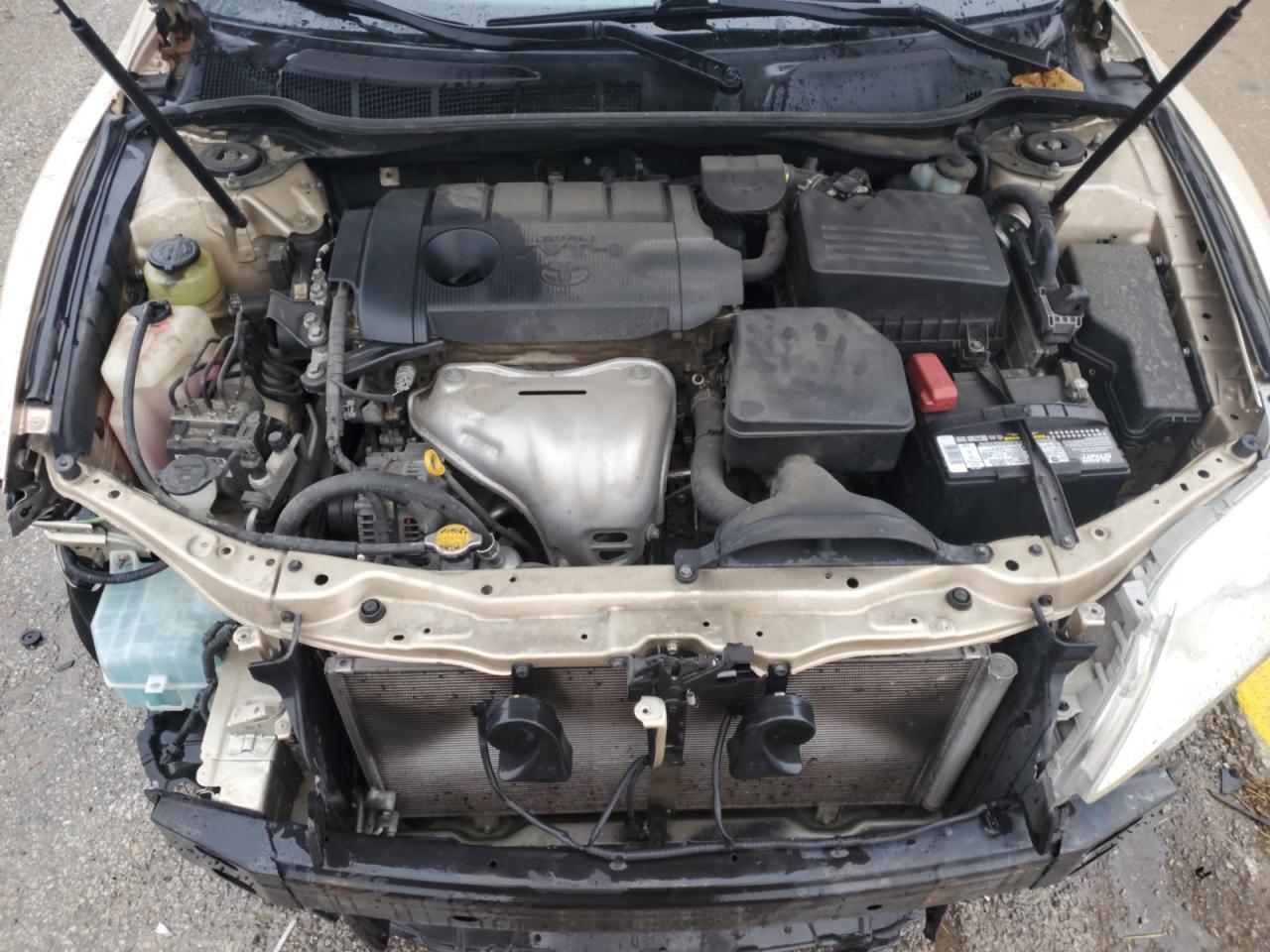 2011 TOYOTA CAMRY