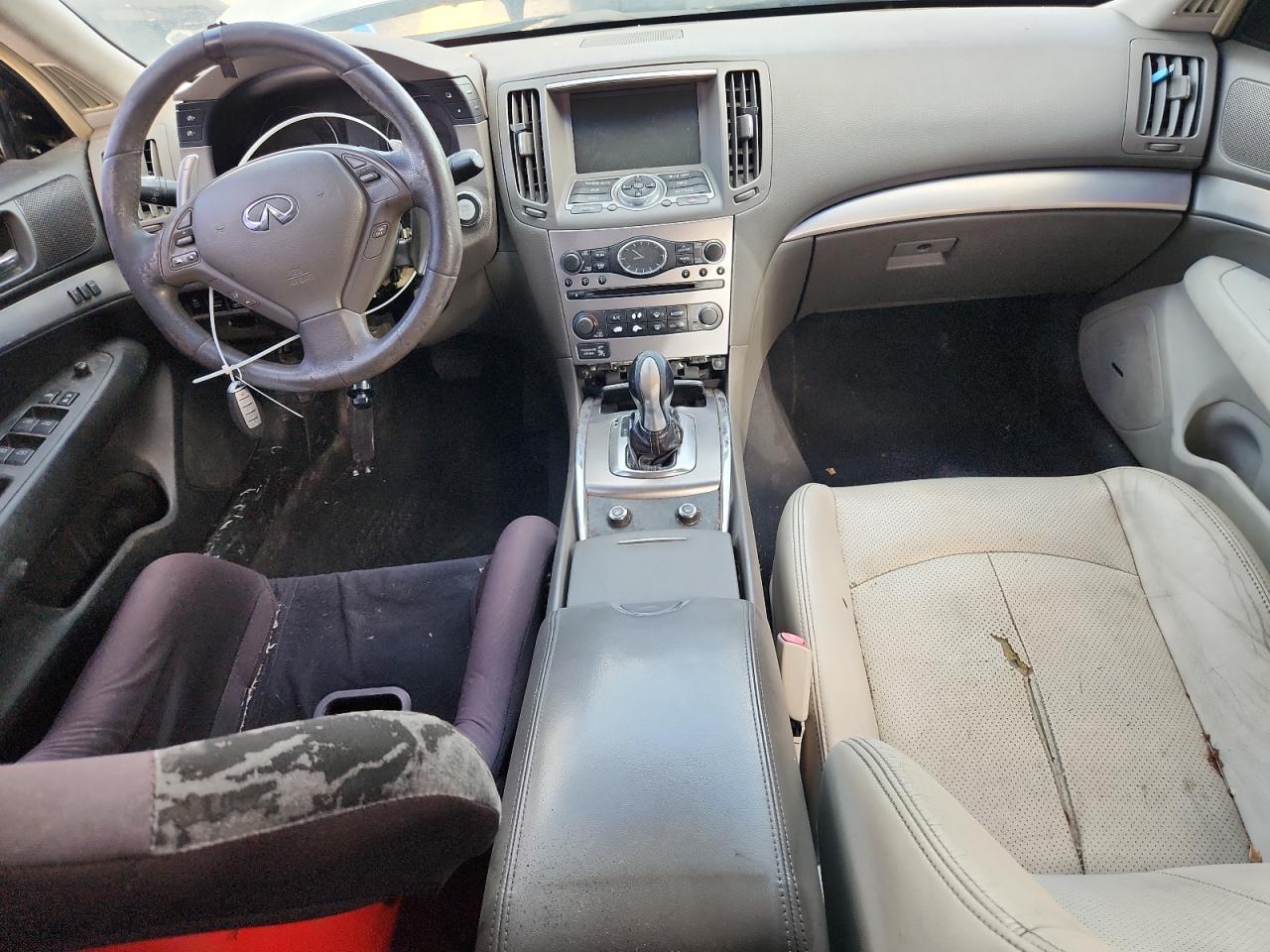 2012 INFINITI G37