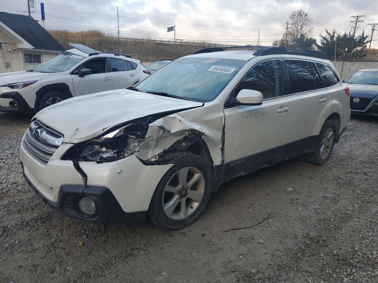 2014 SUBARU Outback