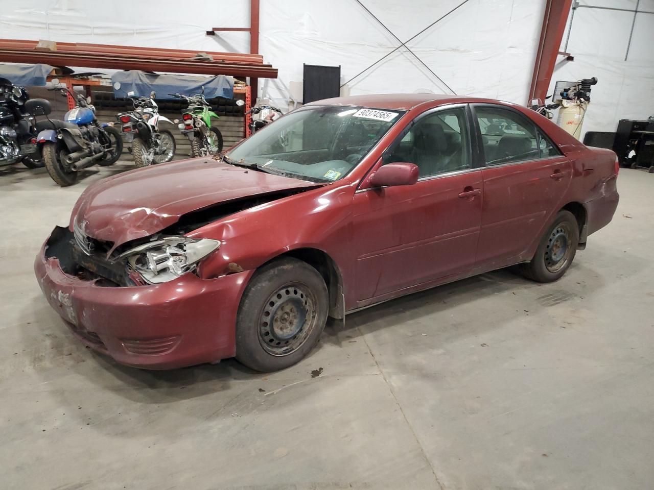 2005 TOYOTA CAMRY