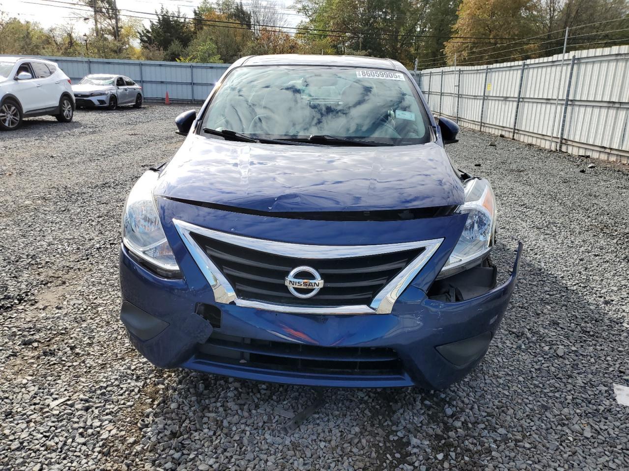 2019 NISSAN VERSA