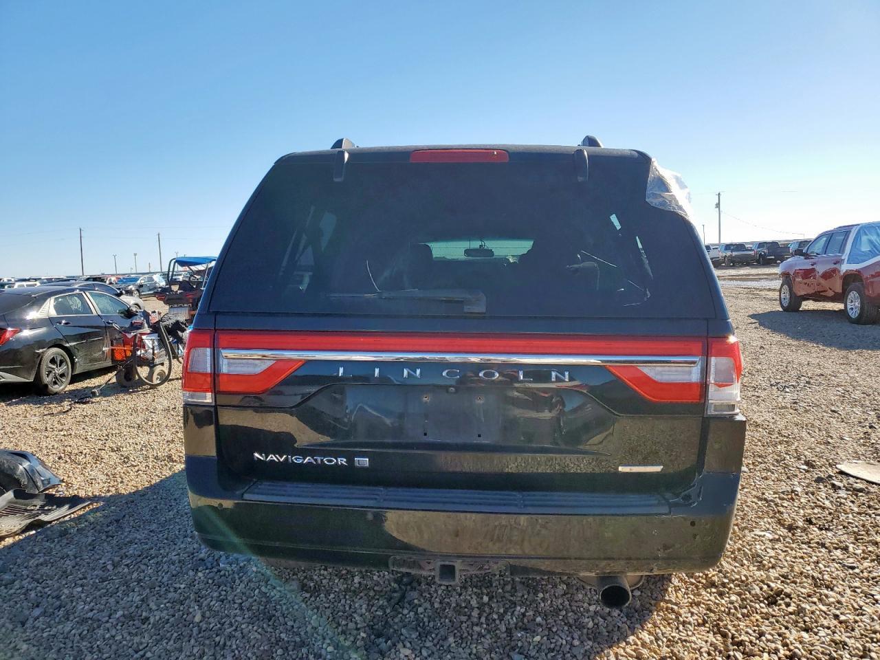 2016 LINCOLN Navigator