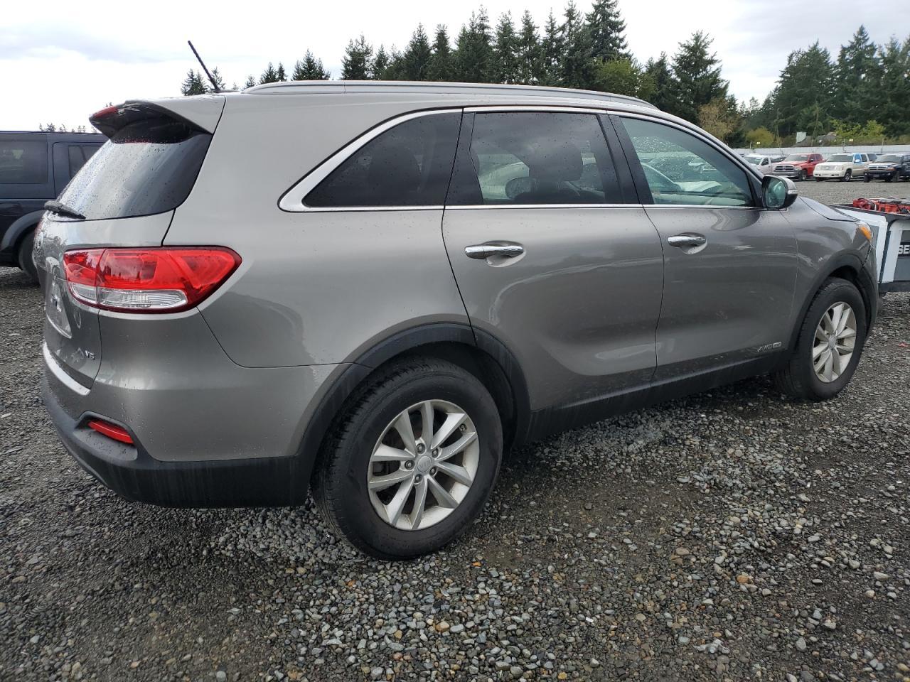 2018 KIA SORENTO
