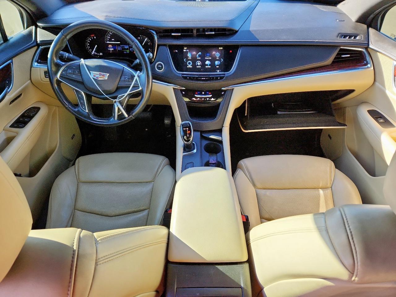 2018 CADILLAC XT5