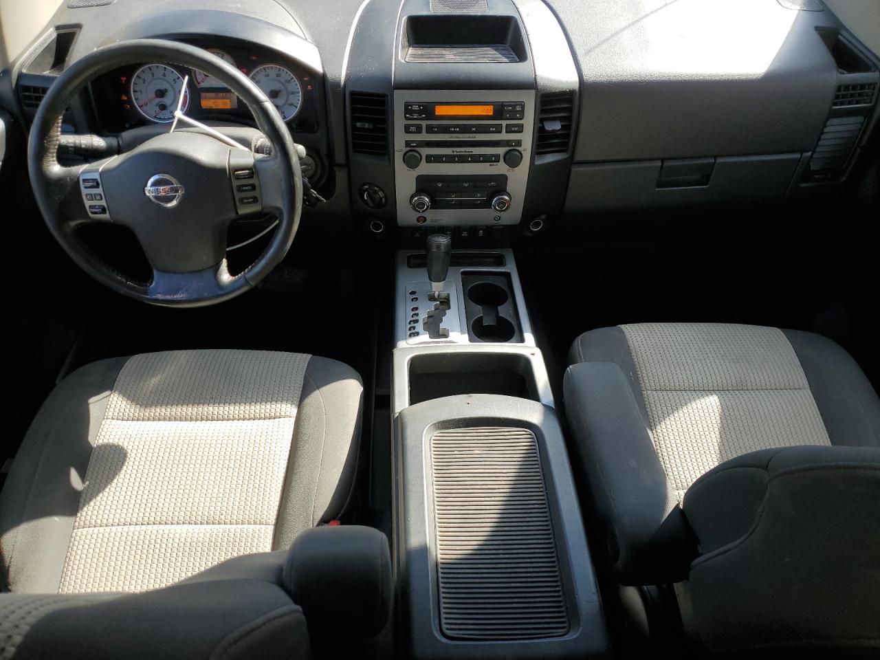 2012 NISSAN Titan