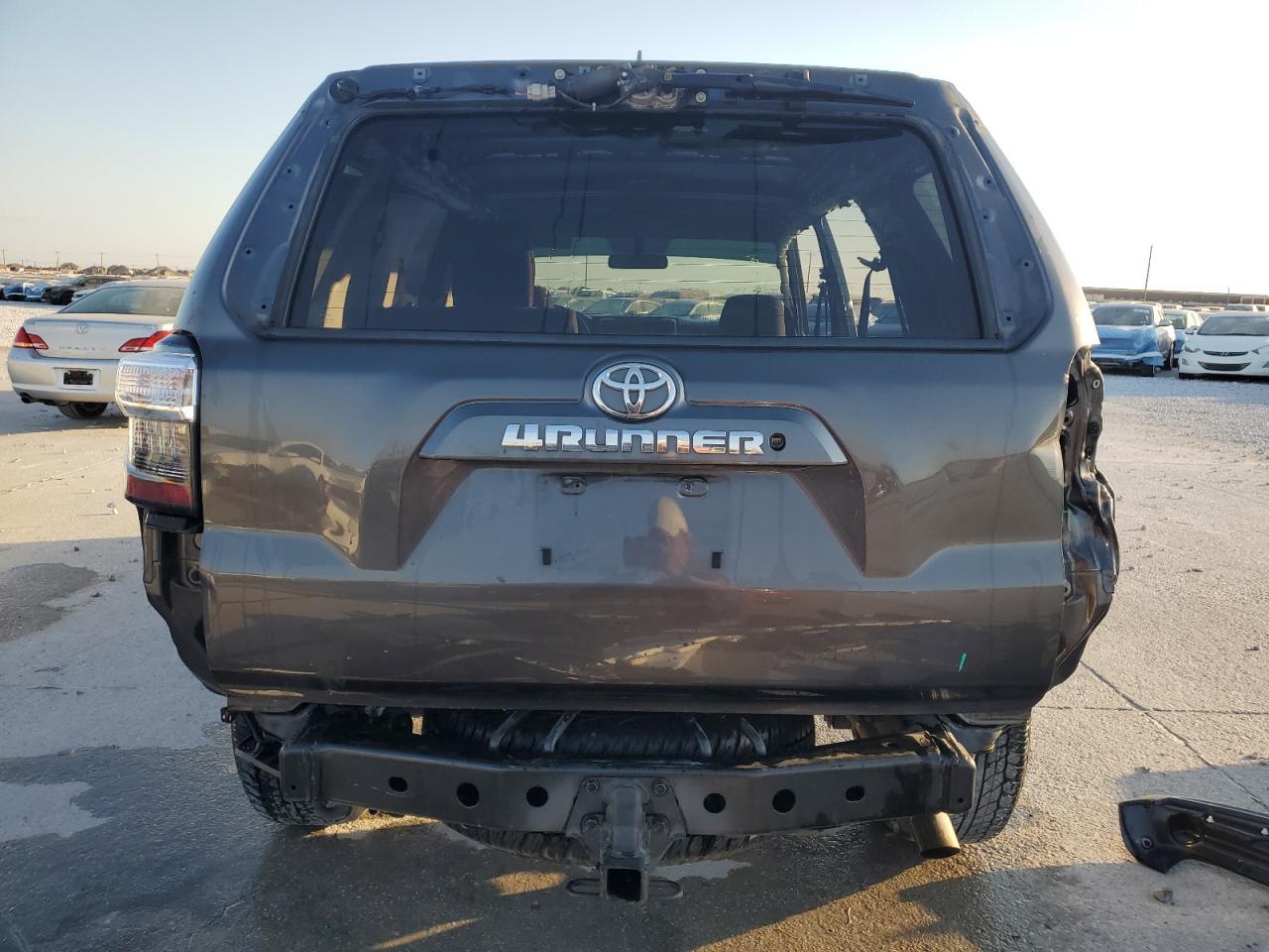 2016 TOYOTA 4Runner