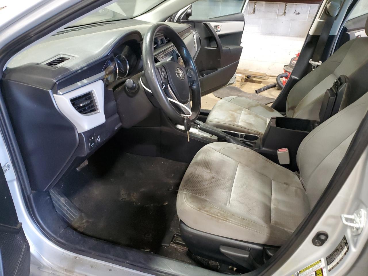 2015 TOYOTA COROLLA