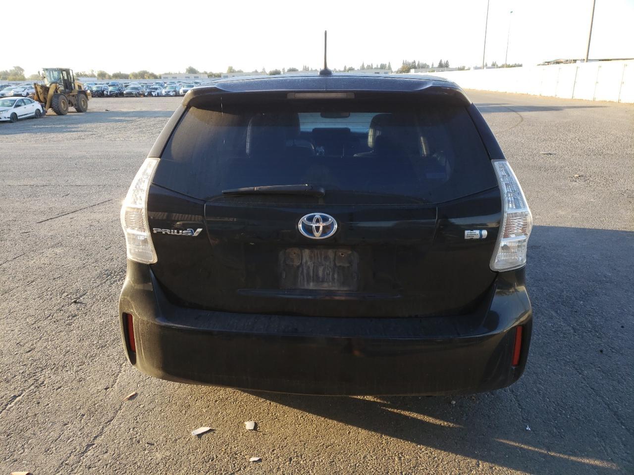 2012 TOYOTA PRIUS V