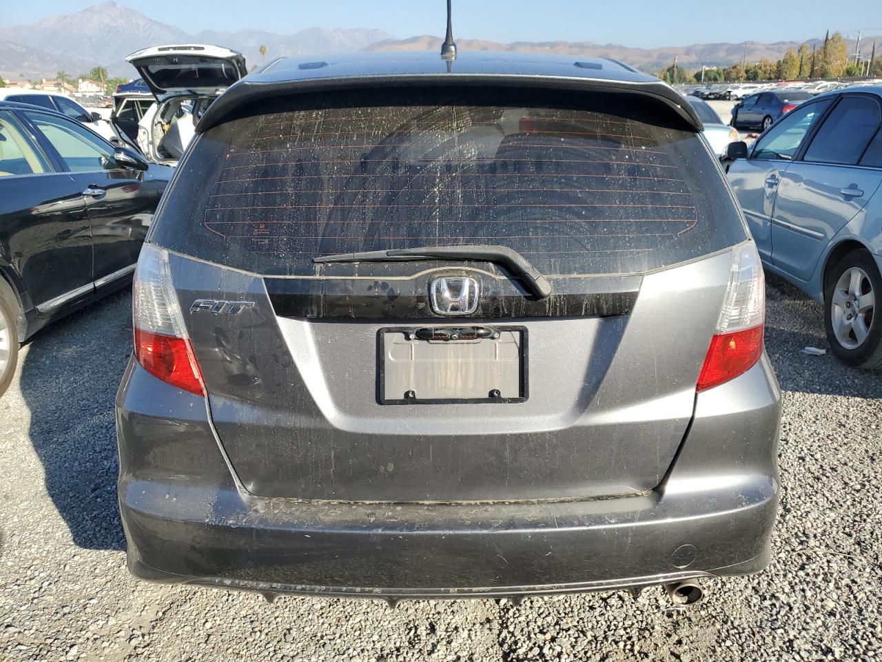 2011 HONDA FIT
