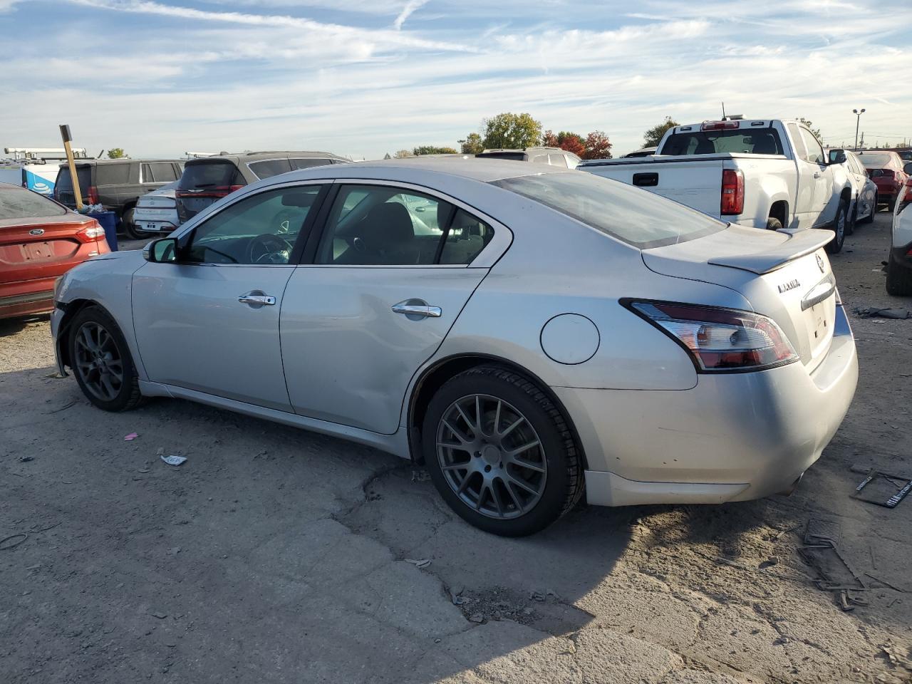 2012 NISSAN Maxima