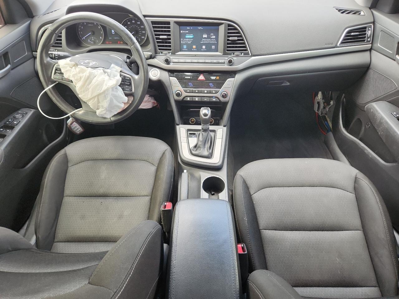 2017 HYUNDAI ELANTRA