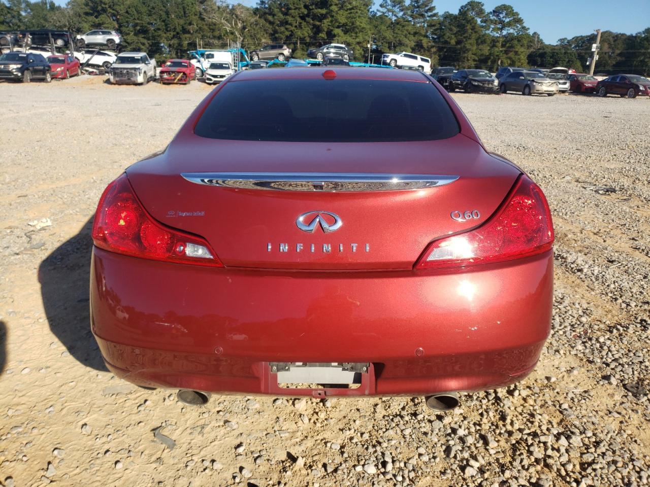 2015 INFINITI Q60