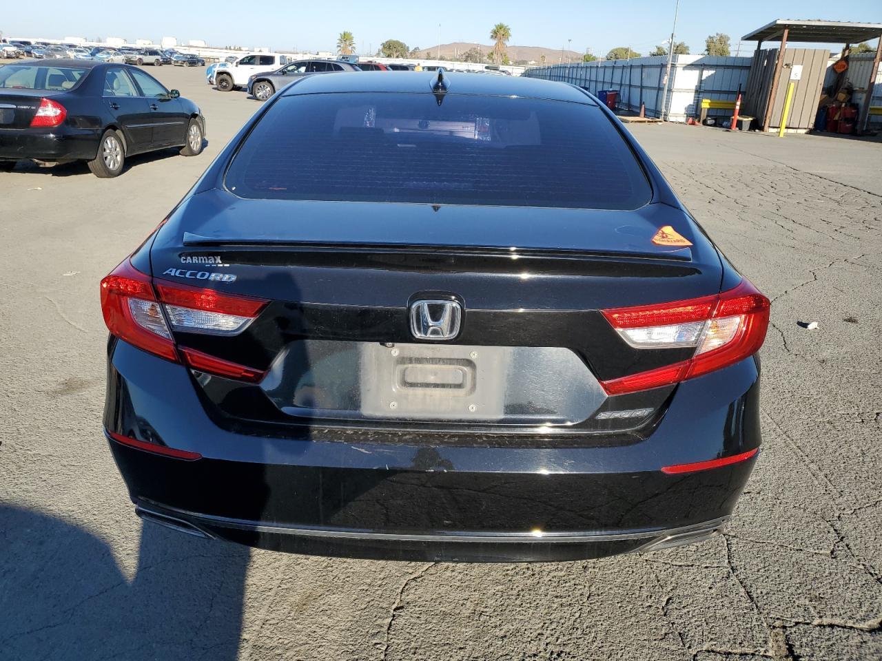 2019 HONDA ACCORD