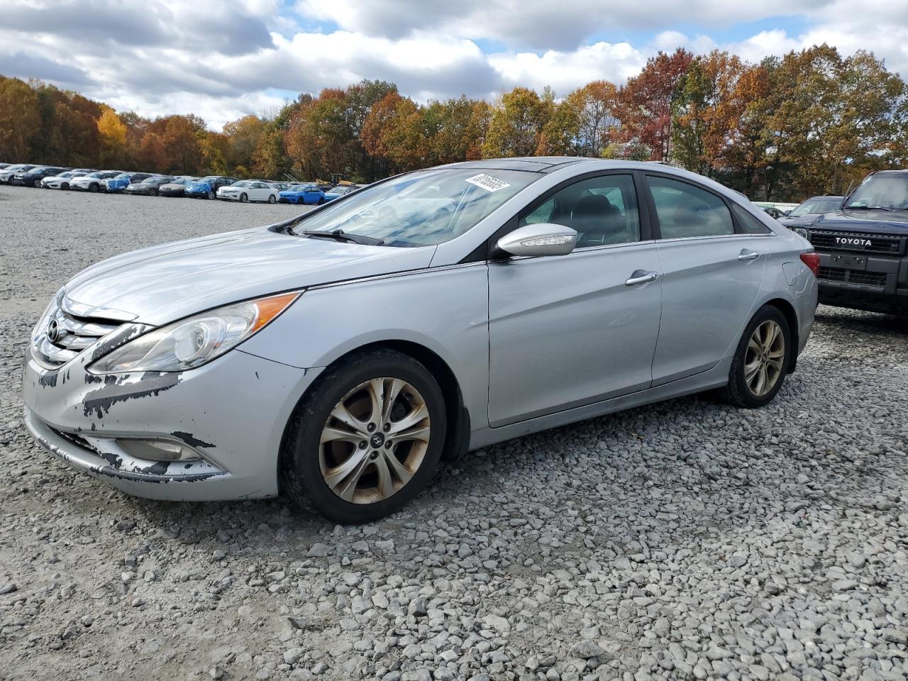 2013 HYUNDAI SONATA