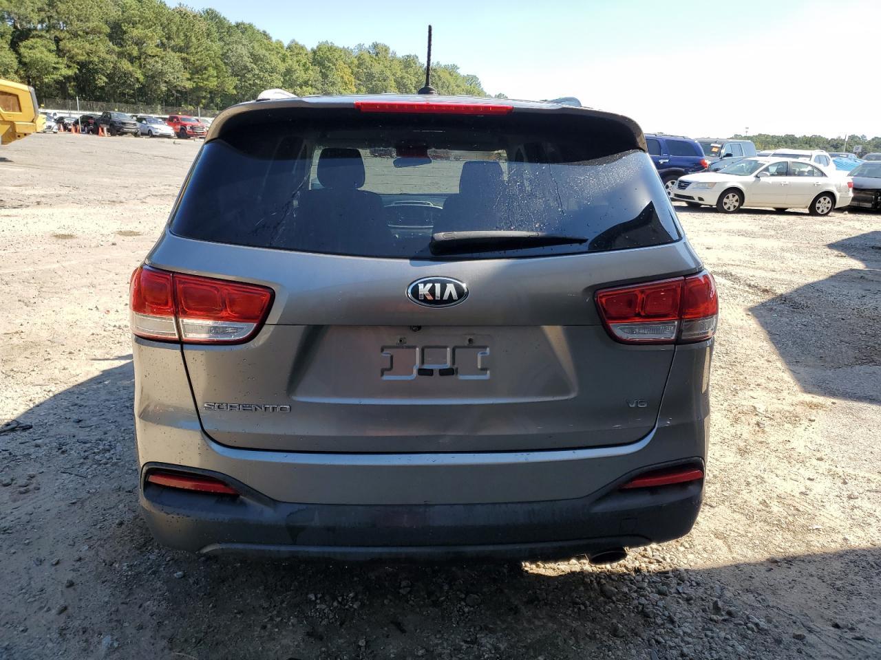 2016 KIA SORENTO