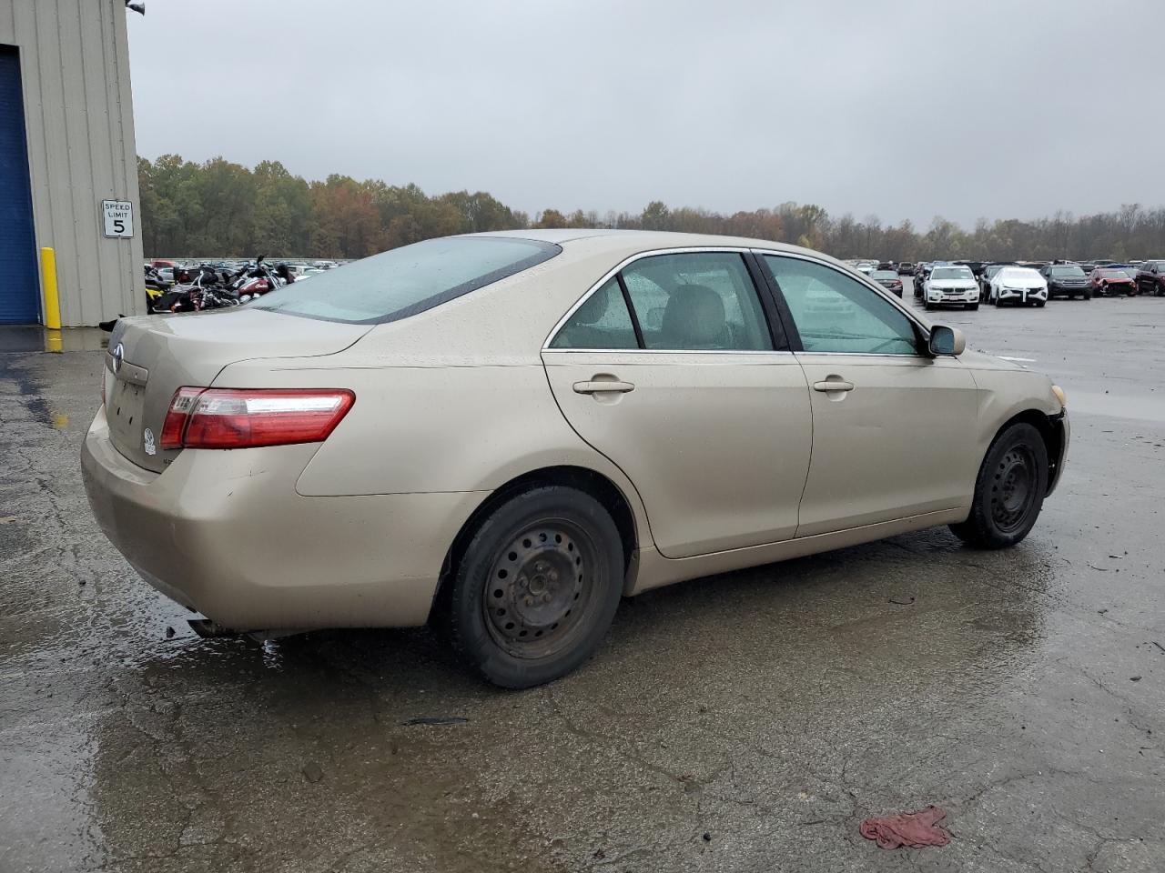 2009 TOYOTA CAMRY