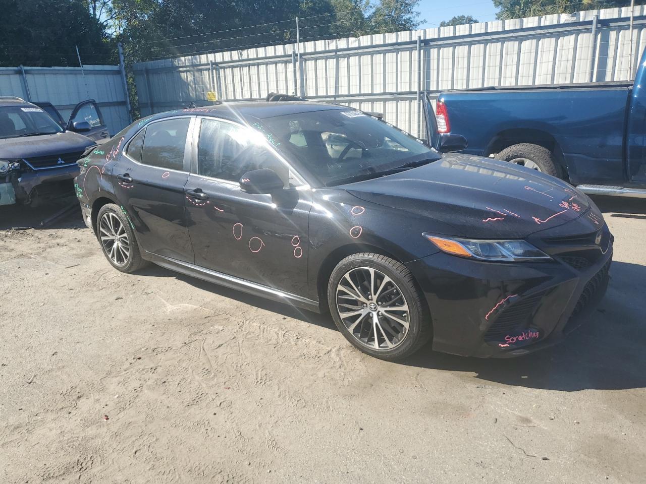 2019 TOYOTA CAMRY