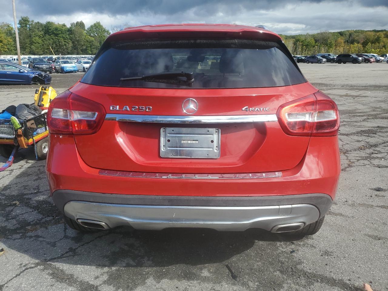 2016 MERCEDES-BENZ GLA-Class