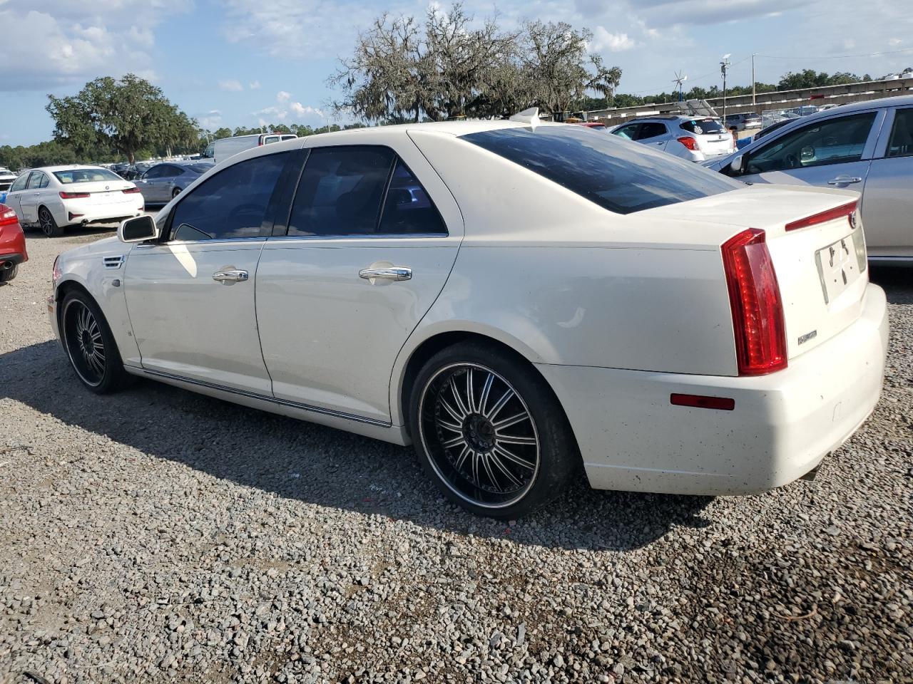 2009 CADILLAC STS